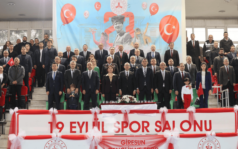 Giresun’da 23 Nisan Coşkusu: Çocuklar Bayramlarını Büyük Bir Neşeyle Kutladı